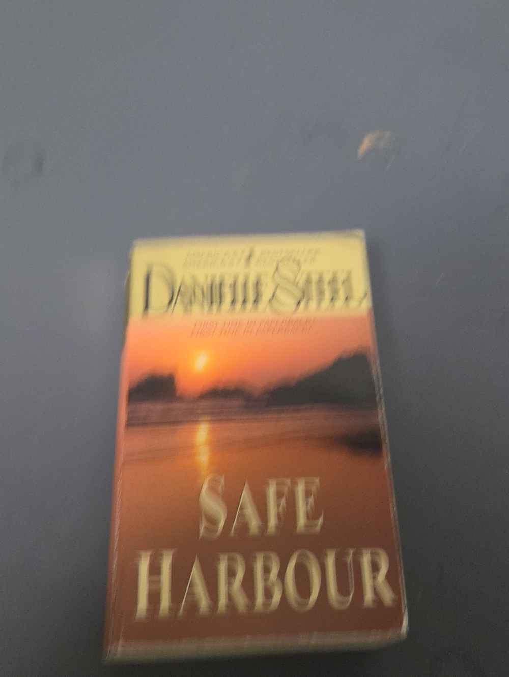 Safe Harbour by Danielle Steel - Sunset Cover